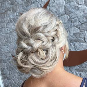 hair-up-at-natural-hair-company