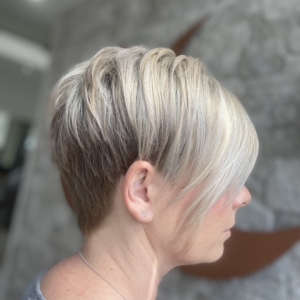 Short-Haircuts-at-Natural-Hair-Company-in-County-Antrim